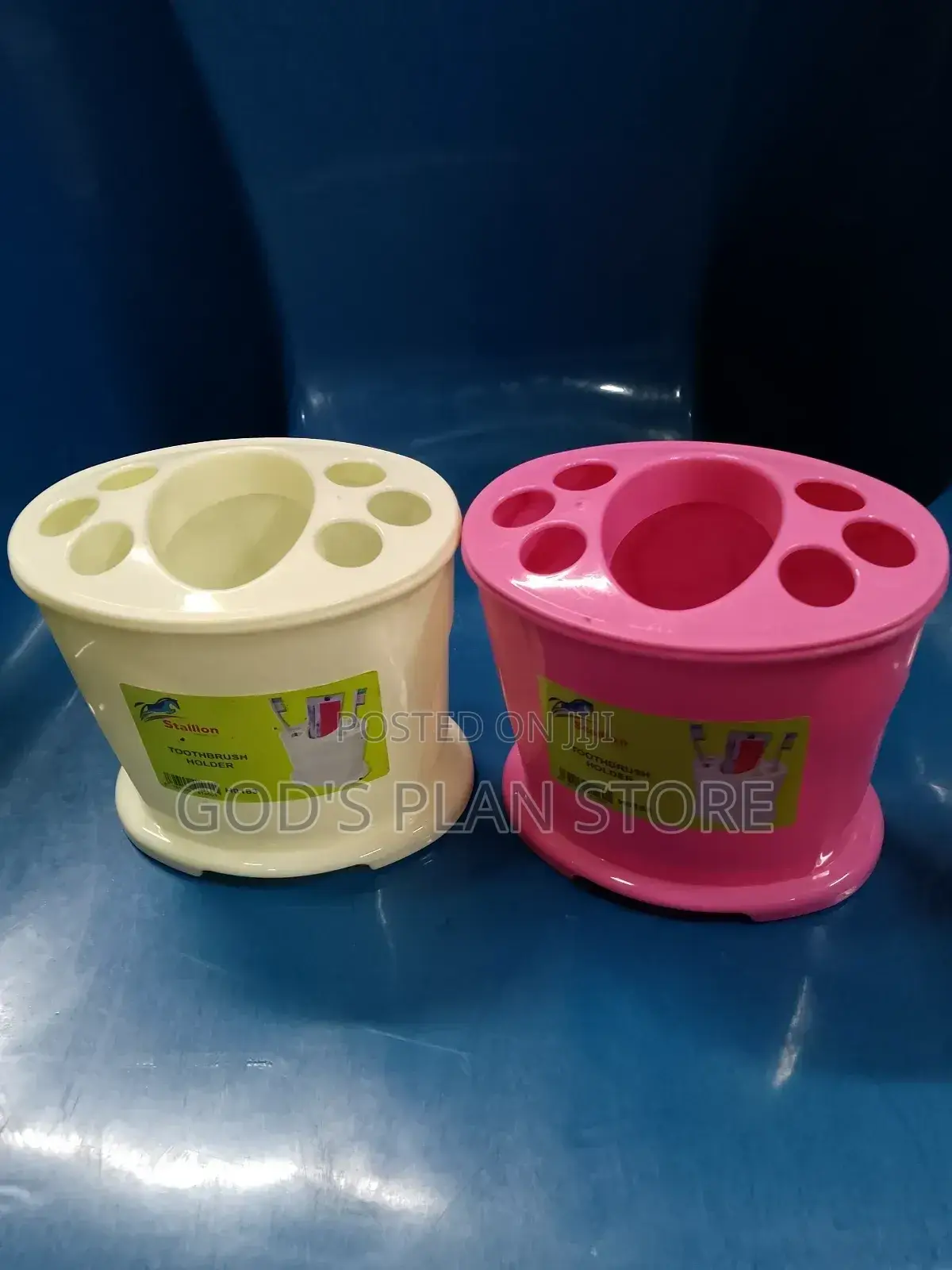 Tooth Brush Holder