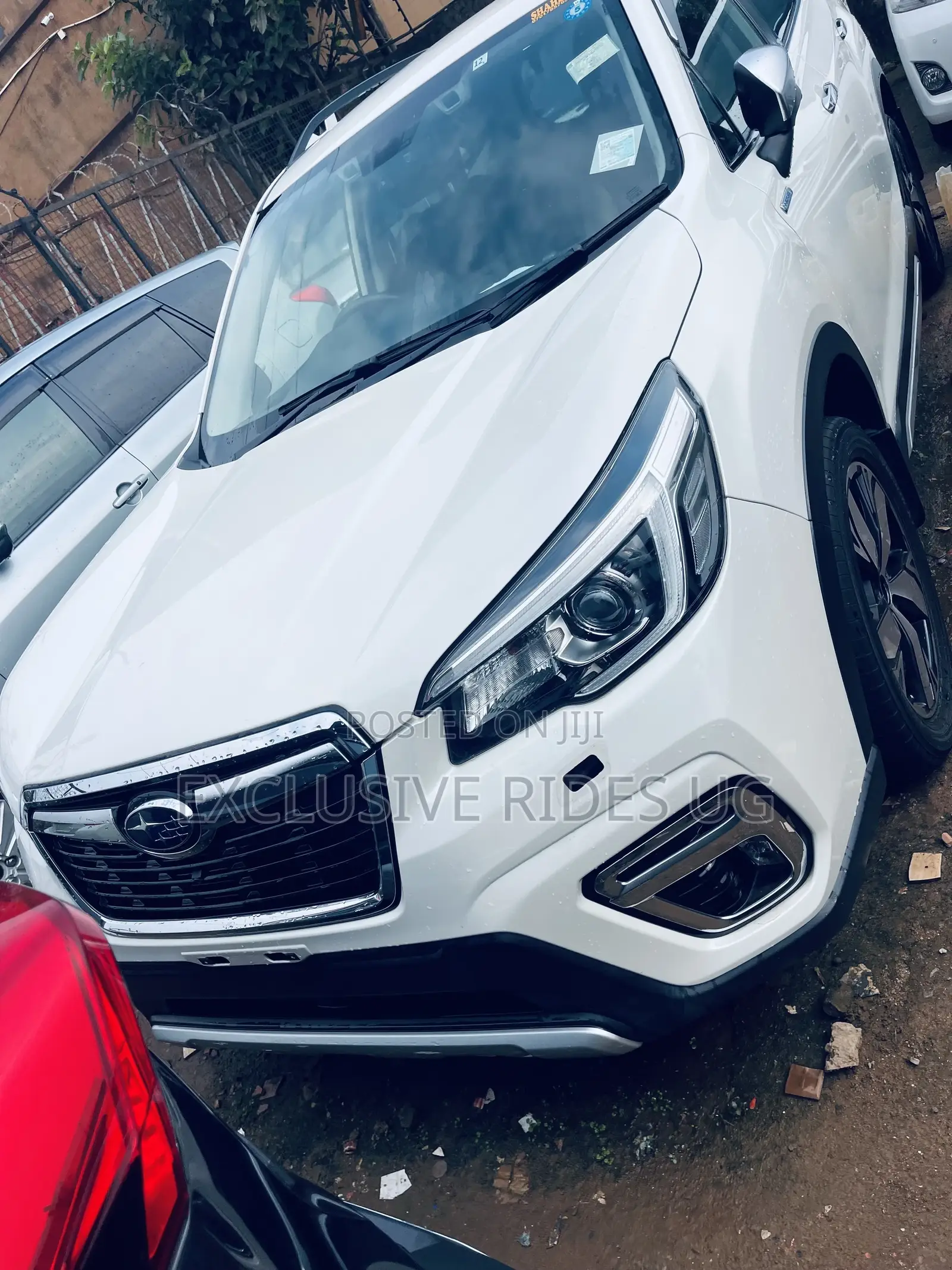 Subaru Forester Premium AWD 2020 White