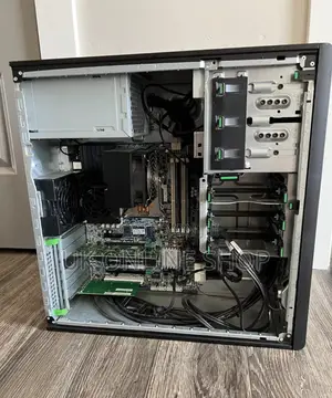 Desktop Computer HP Z420 8GB Intel Xeon HDD 500GB