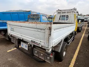 Isuzu Short Big Tyres