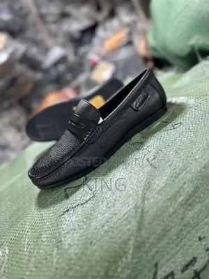 Clarks Loft Black Moccasins