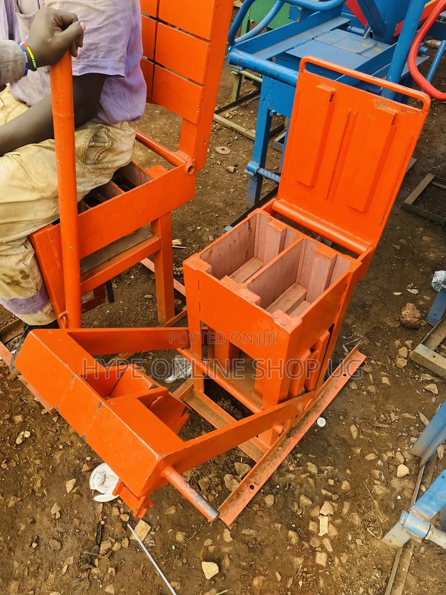 Double Interlock Machine