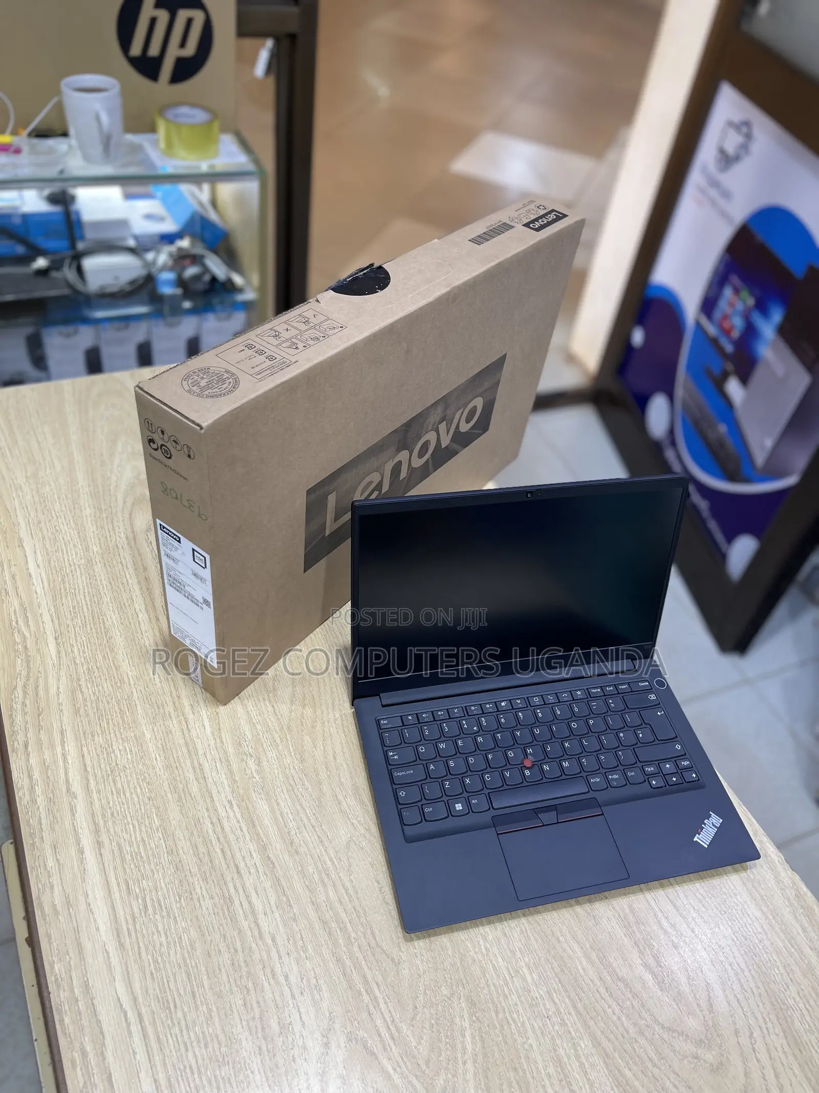New Laptop Lenovo ThinkPad E14 G5 16GB Intel Core I7 SSD 512GB
