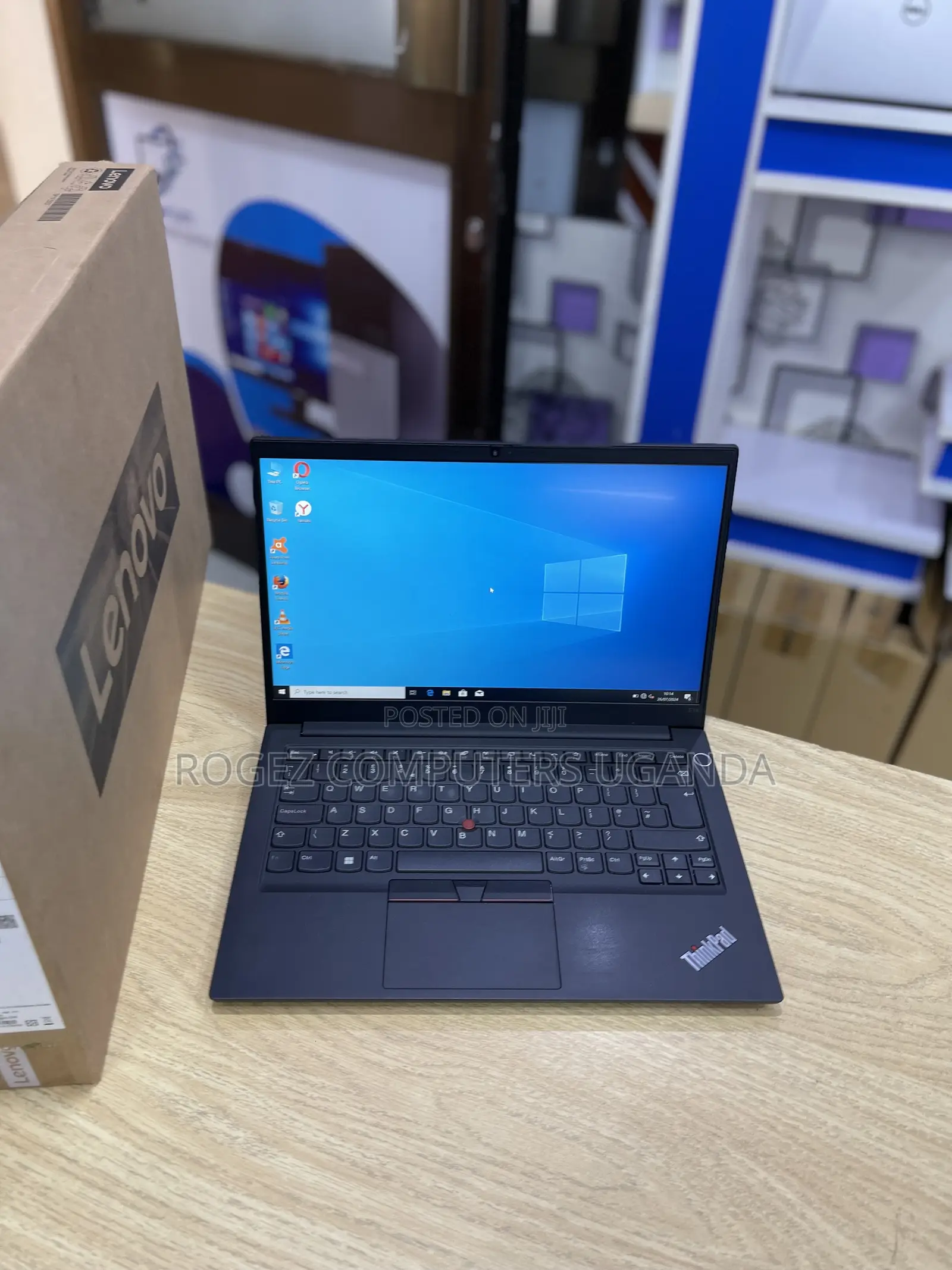 New Laptop Lenovo ThinkPad E14 G5 16GB Intel Core I7 SSD 512GB