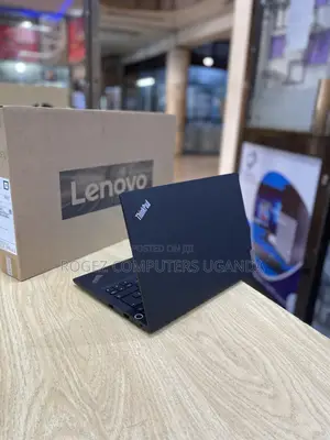 New Laptop Lenovo ThinkPad E14 G5 16GB Intel Core I7 SSD 512GB