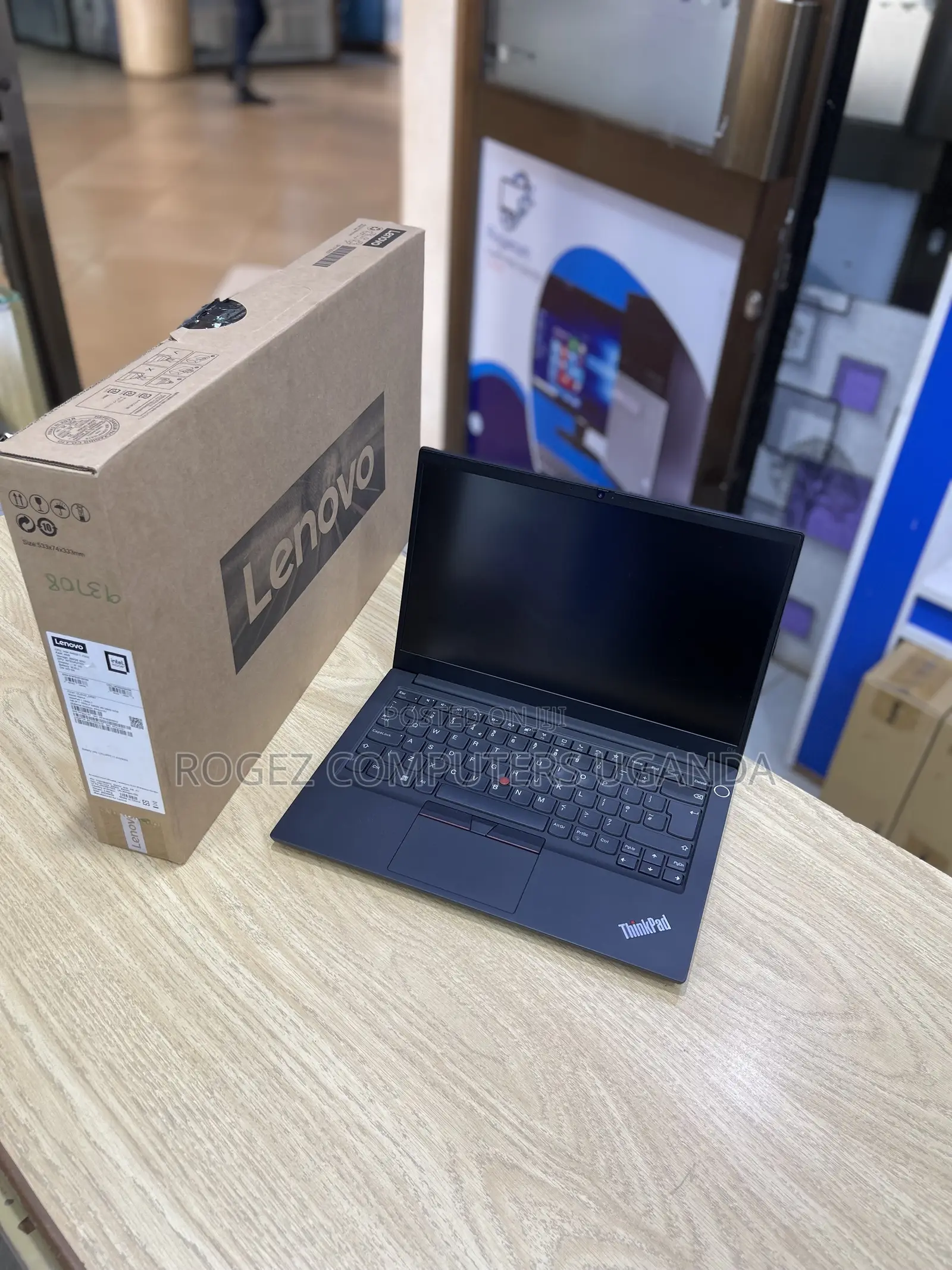 New Laptop Lenovo ThinkPad E14 G5 16GB Intel Core I7 SSD 512GB