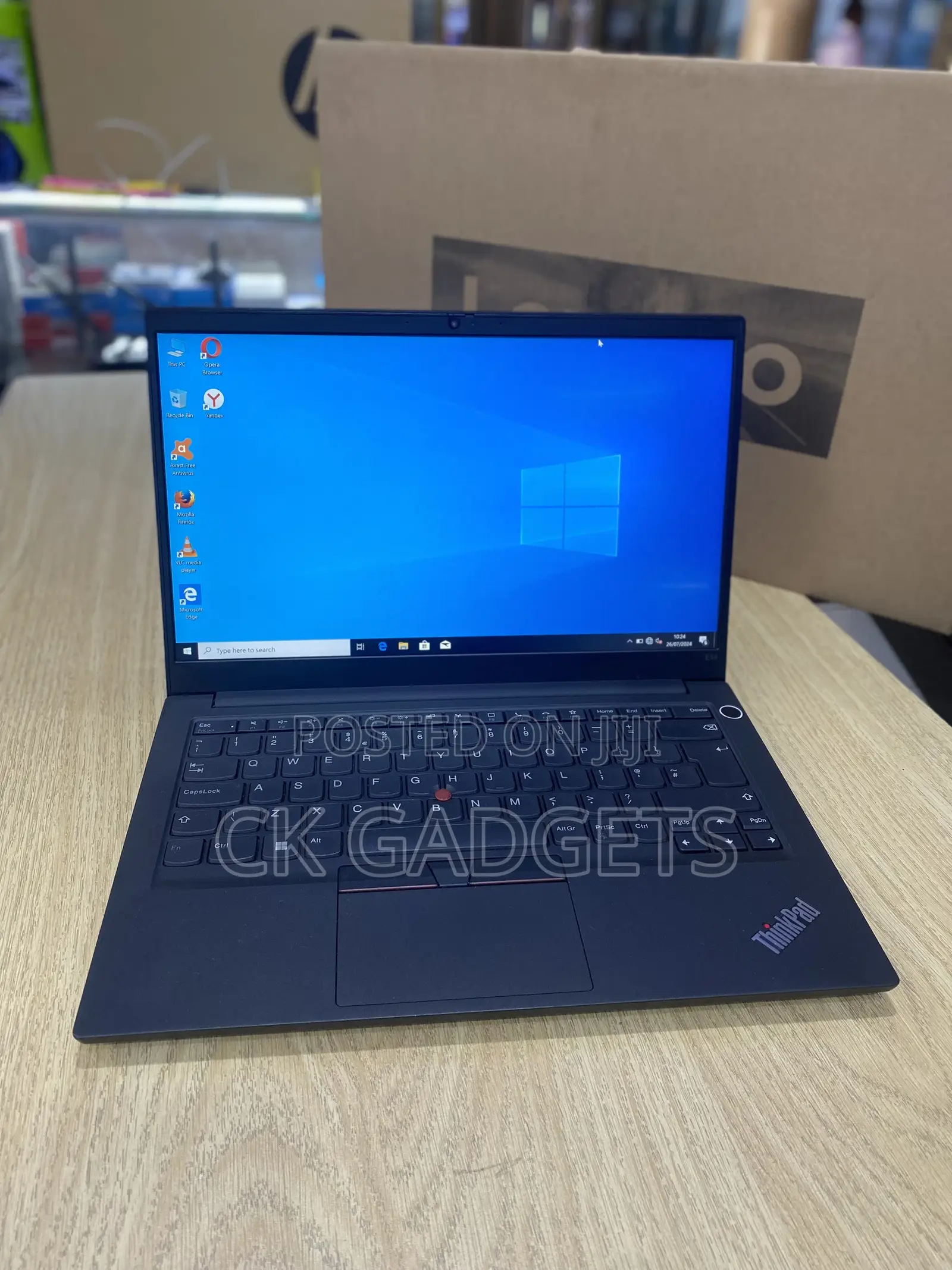 New Laptop Lenovo ThinkPad E14 G5 16GB Intel Core I7 SSD 512GB