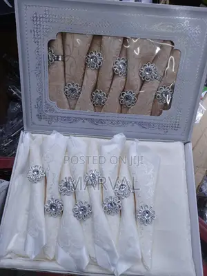 8seater Table Cloth With 8pcs Placemats