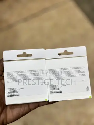 Apple Airtag / Air Tag (Item Tracker, Car Tracker)