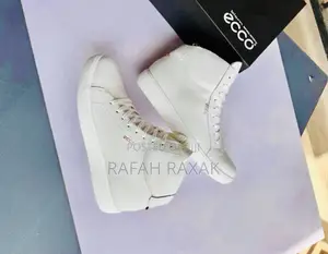 Original Ecco Soft 60 High Top Leather Sneakers