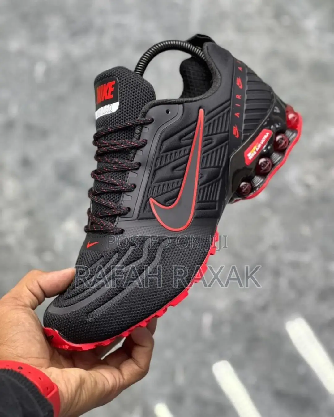 Original Black/Red Nike Air Max Sneakers