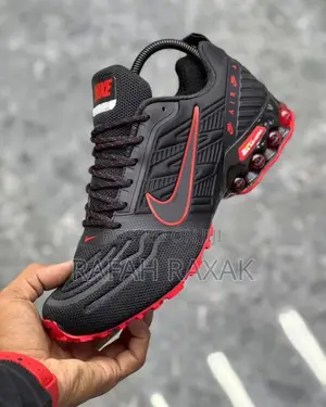 Original Black/Red Nike Air Max Sneakers