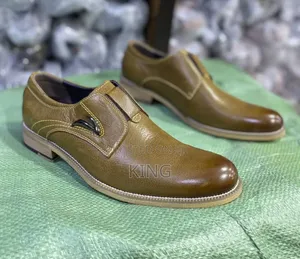 Clarks Chap Leather Shoes