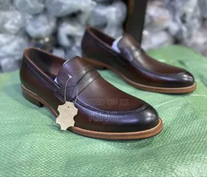 Suitor Clarks Premium Leather Shoes