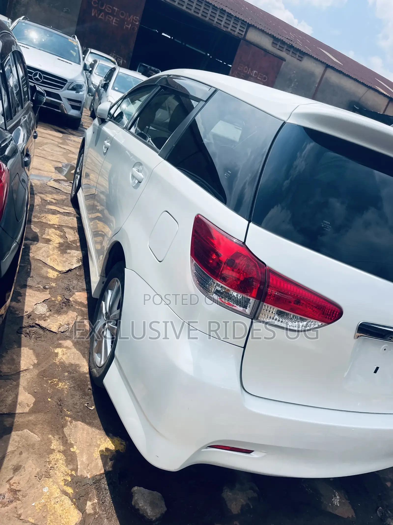 Toyota Wish 2010 White