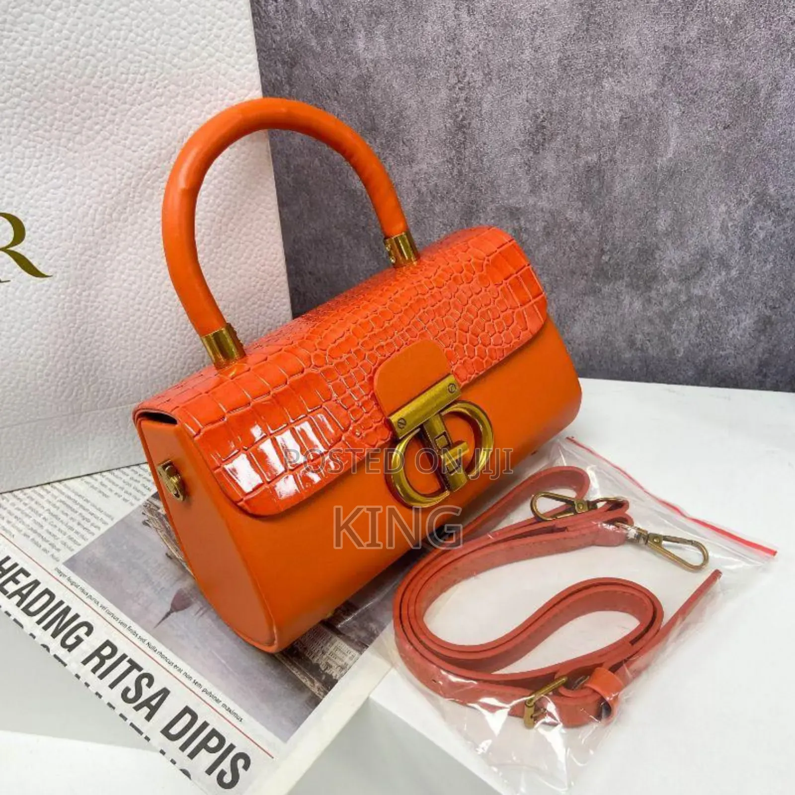 DIOR 30 Montaigne Orange Women Handbag