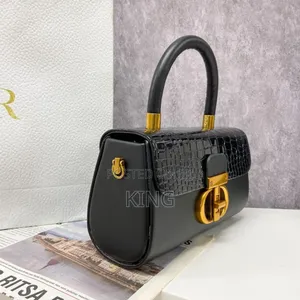 DIOR 30 Montaigne Womens Handbag