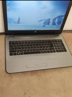 Laptop HP 15-Da2933nia 8GB AMD Ryzen 5 HDD 320GB