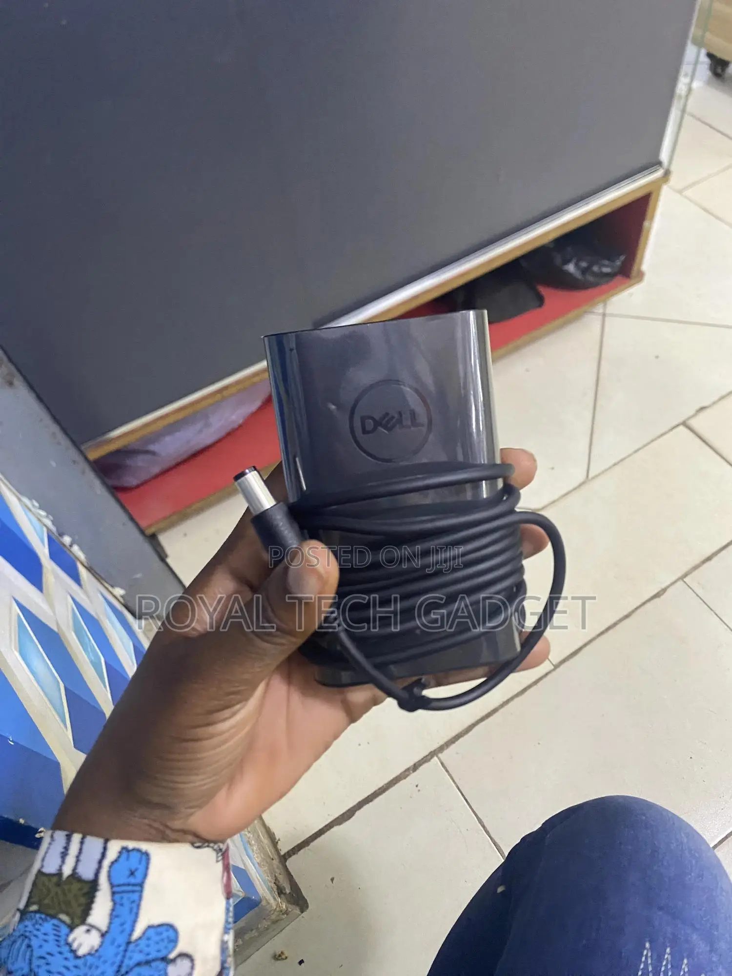Original Oval Dell Charger, Fast Charger