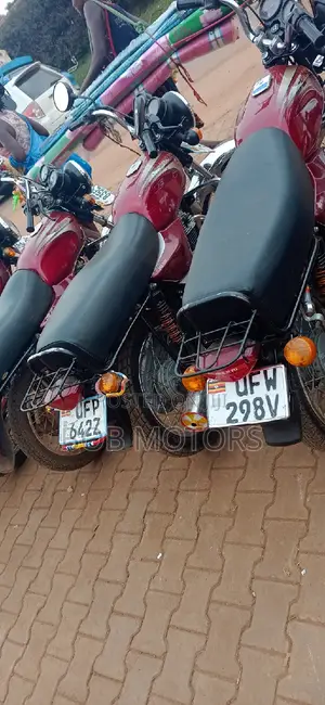 Bajaj Boxer 2021 Red