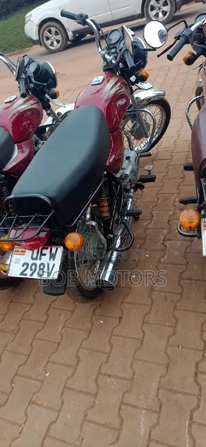 Bajaj Boxer 2021 Red