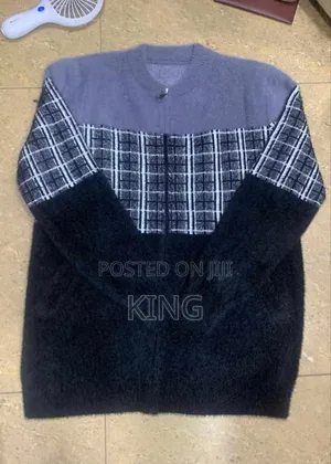 Grey Classy Zipper Sweater