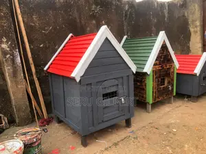 KJHH Nice Dog House