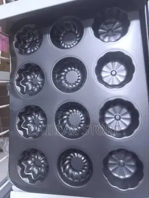 Plastic Cupcake Molds Set