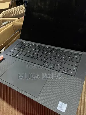 New Laptop Dell Precision 5550 16GB Intel Core I7 SSD 512GB