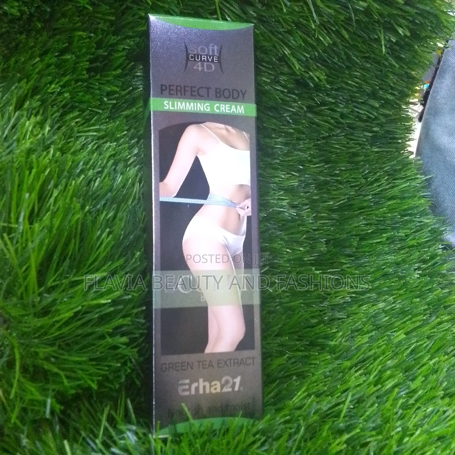 Slimming Cream. Green Tea Extract