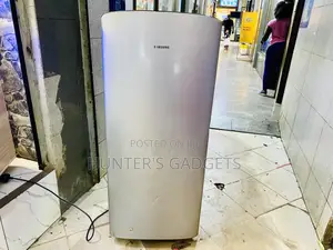 Samsung Refrigerator Used Still in Good Working Condition