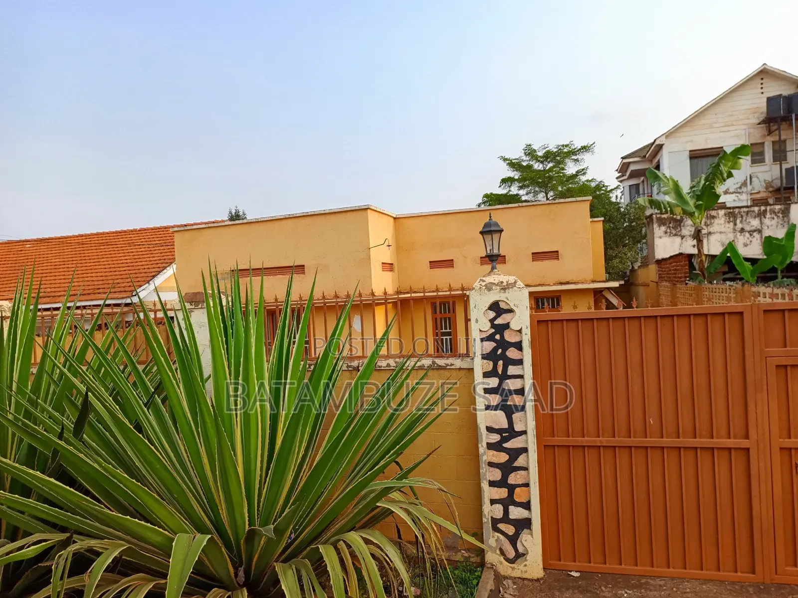 Plot and House