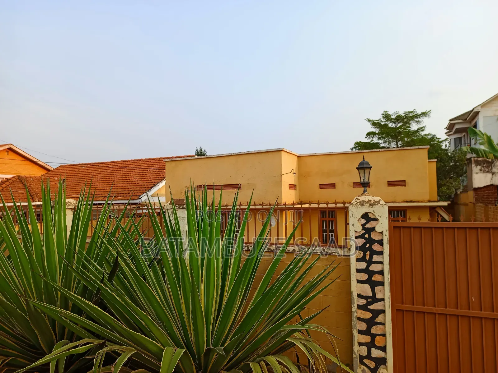 Plot and House