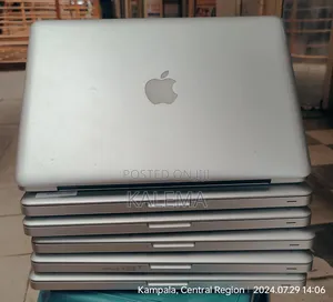 Laptop Apple MacBook 2012 8GB Intel Core i5 HDD 500GB