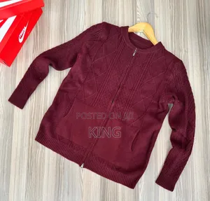 Den Maroon Zipper Sweater