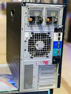 Server Dell PowerEdge T330 8GB Intel Xeon HDD+SSD 512GB