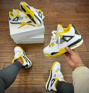 Air Jordan 4 Vivid Sulfur Sneakers