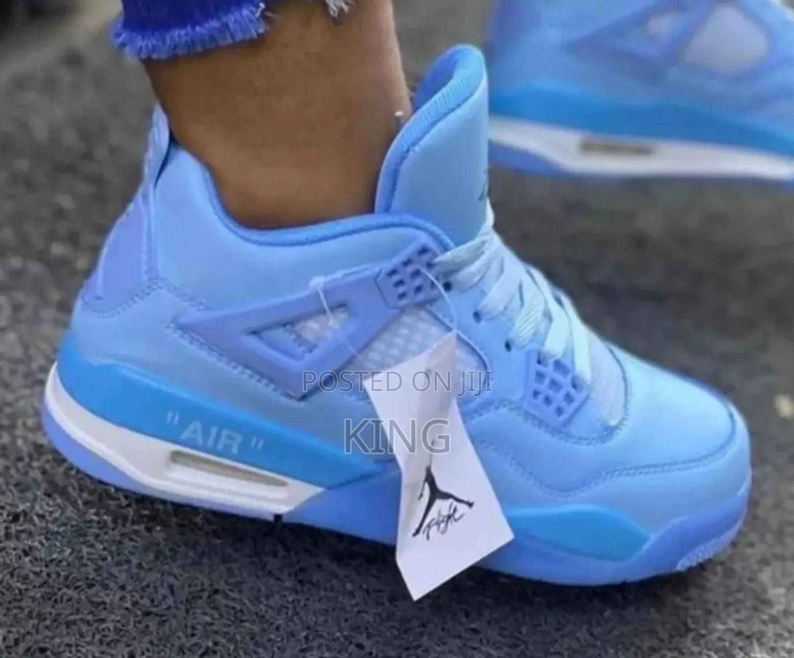 Womens Sneakers. Air Jordan 4