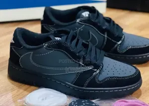 Nike X Travis Scott Air Jordan 1 Low Cactus Jack