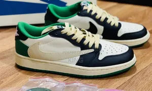 Air Jordan 1 Low Nike X Travis Scott