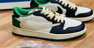 Air Jordan 1 Low Nike X Travis Scott