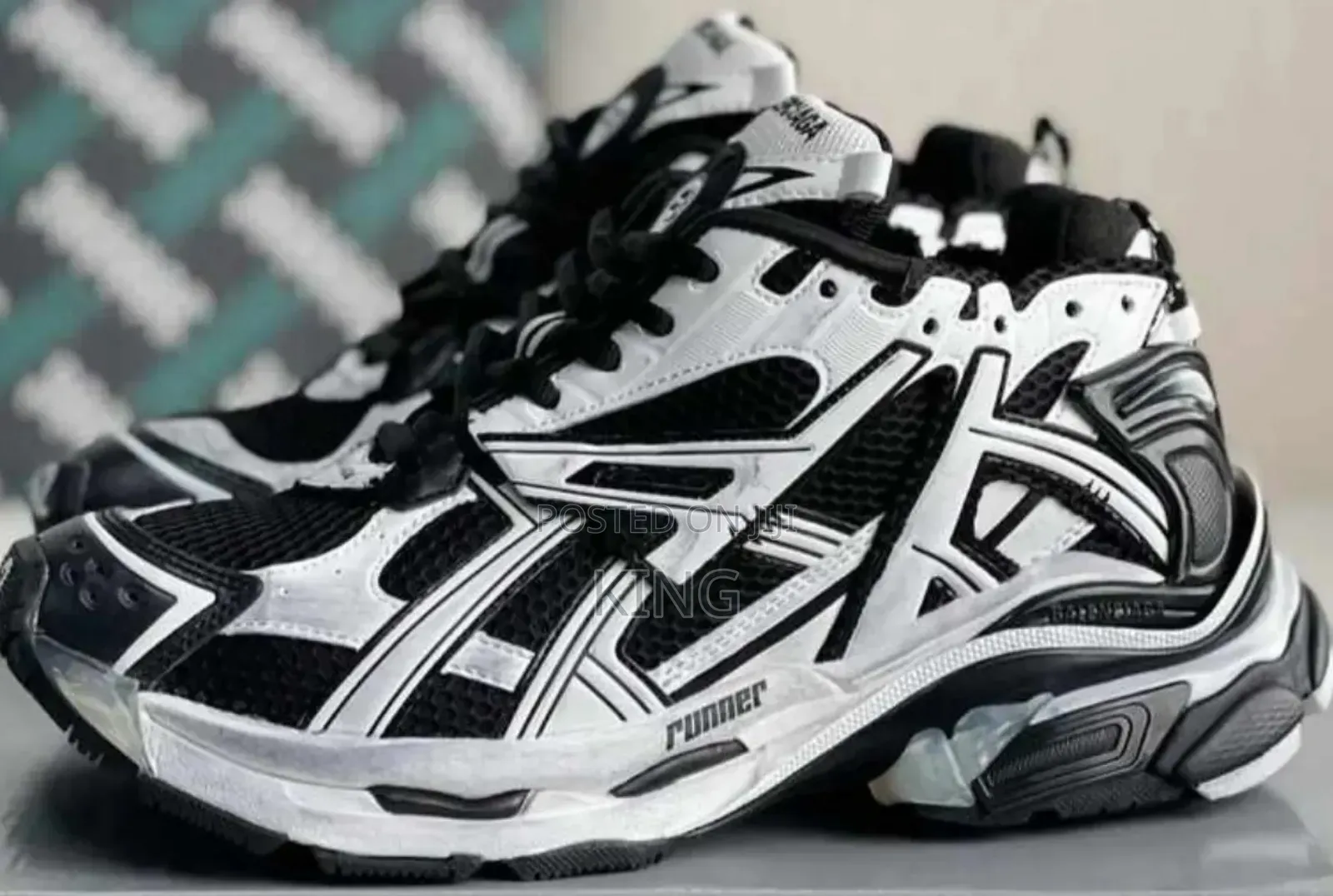 Balenciaga Runner White Black White