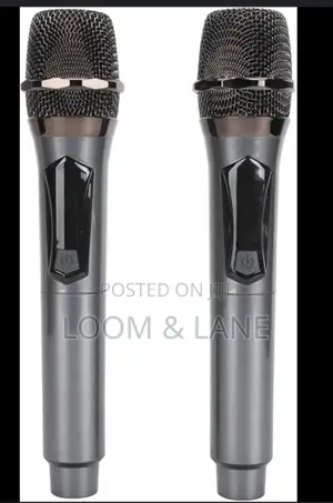 Wireless Microphone With Rechargable Receiver
