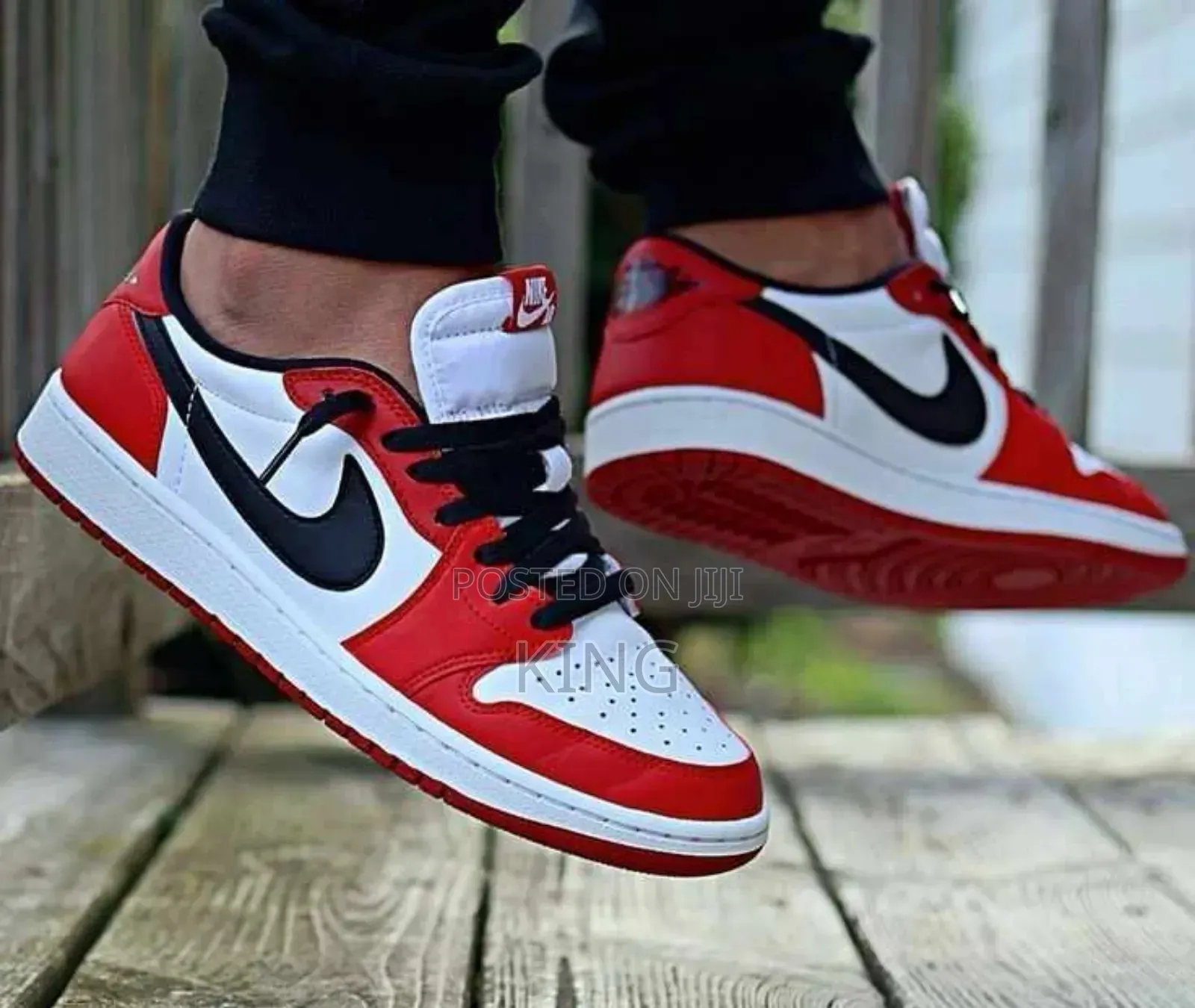 Nike Air Jordan 1 Low Chicago