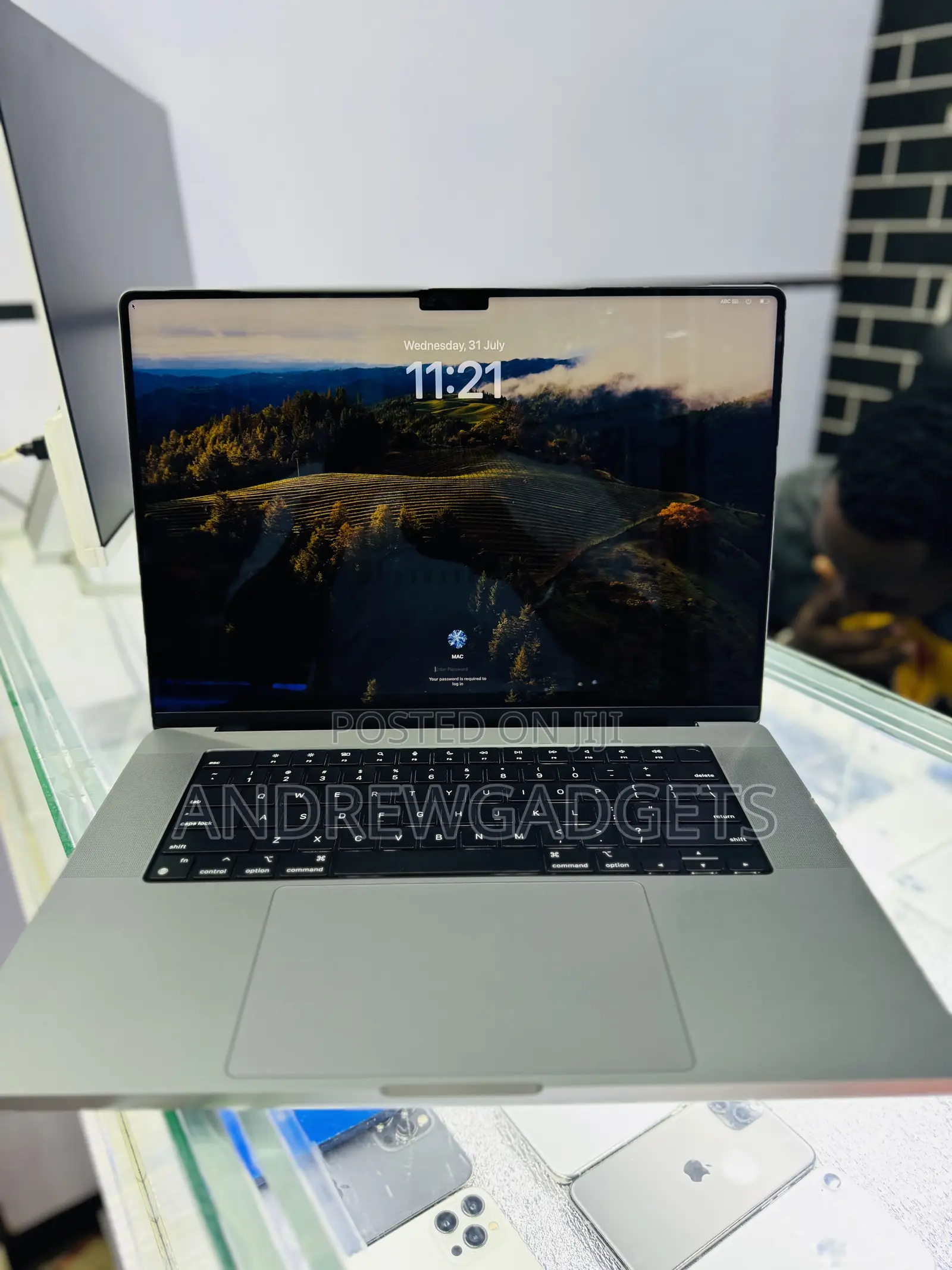 Laptop Apple MacBook Pro 32GB Apple M1 Pro SSD 500GB