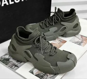 CAMPERLAB Tossu Black Sneakers