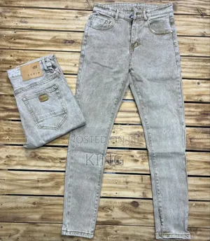 Temq Jeans