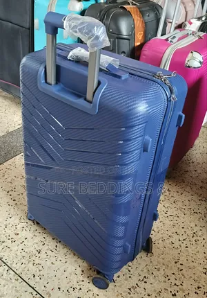 Medium Rubber Travel Box