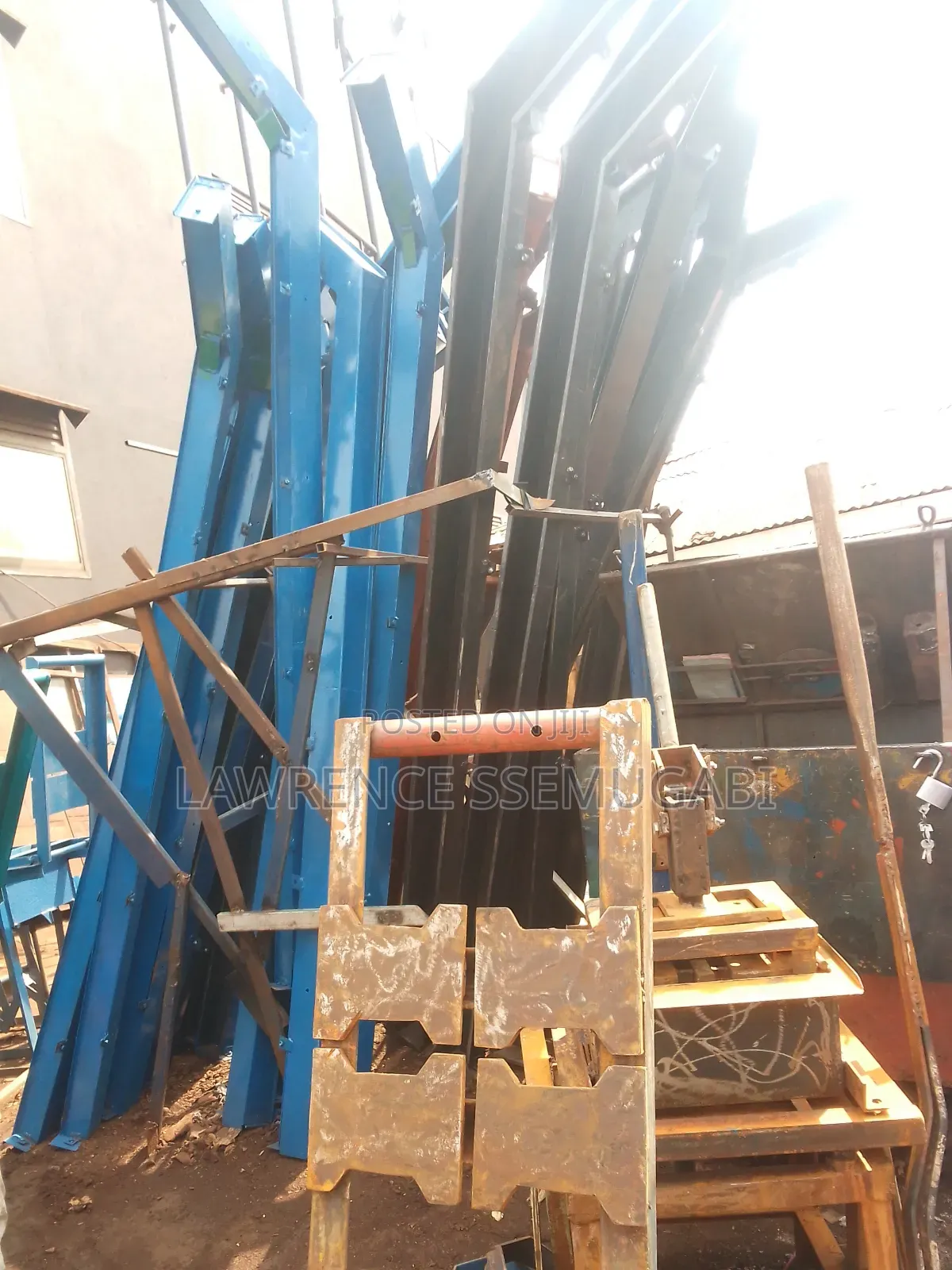 Fencing Poles
