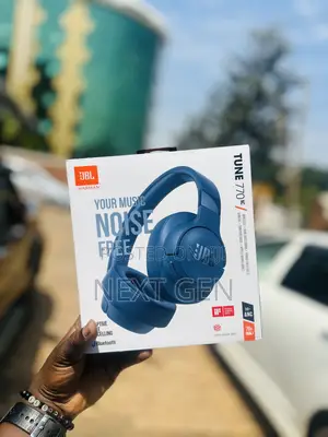 JBL 770 Nc Headphones Blue